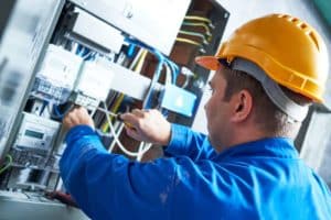 Read more about the article <strong>5 Signs you Have Electrical Problems in Your Home</strong>